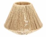 Abat jour suspension vintage et original au design naturel sur fond blanc.