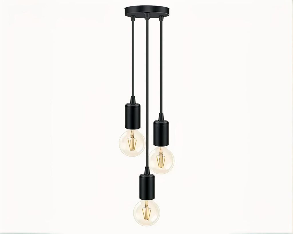 Suspension ampoule noire moderne et décorative sur fond blanc