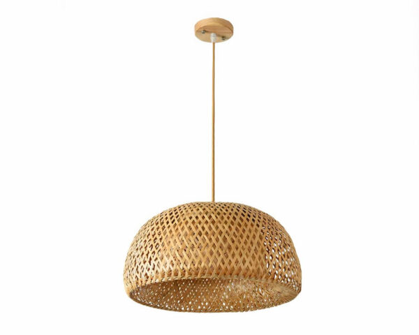 Suspension bambou élégante au style japonais sur fond blanc