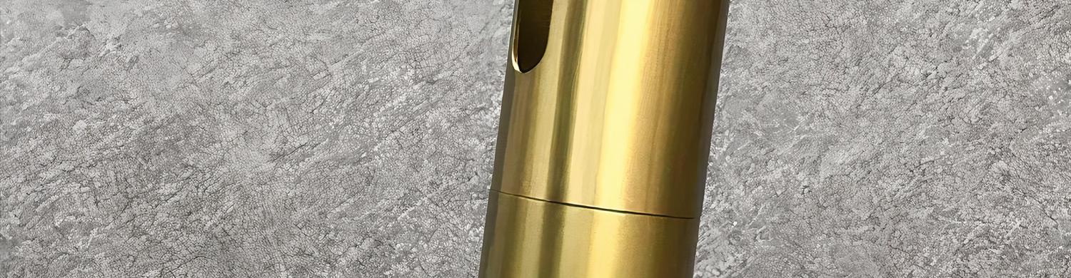 IMG_08_2024_suspension_chambre_doree_deux_tetes_aluminium_02-image-2.jpg