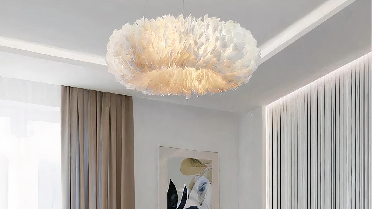 IMG_08_2024_suspension_chambre_fille_decorative_design_plume_3-image-3.jpg