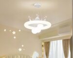 Suspension chambre fille raffinée en forme de couronne