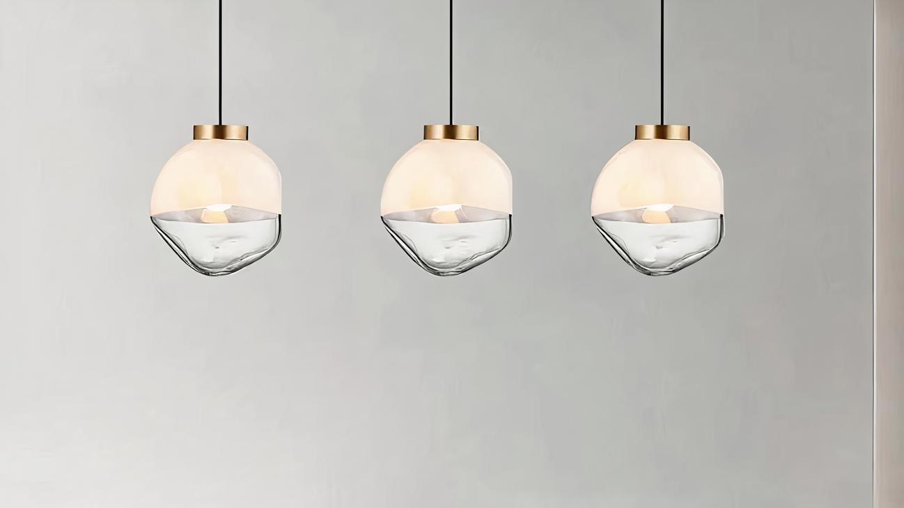 IMG_08_2024_suspension_filaire_chic_moderne_boule_verre_2-image-1.jpg