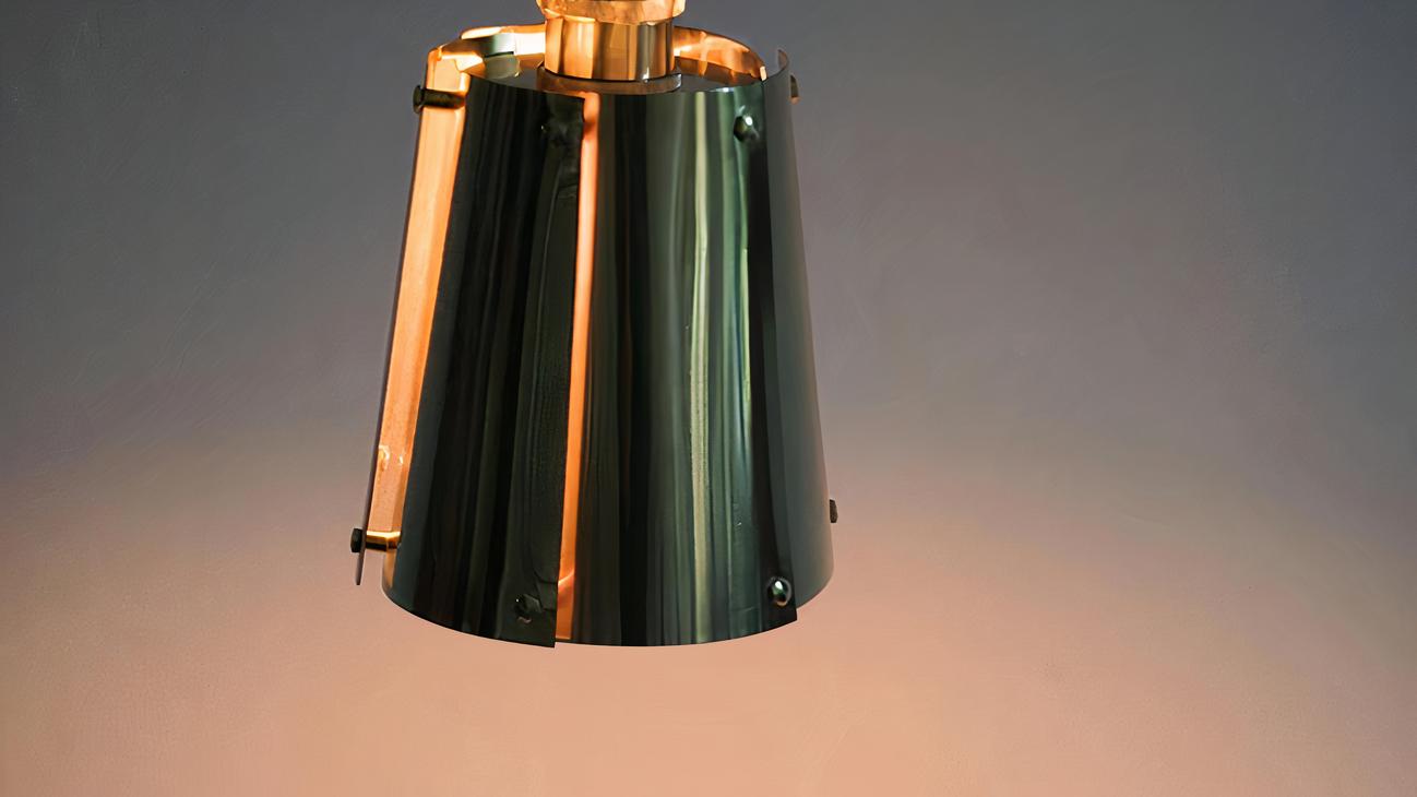 IMG_08_2024_suspension_laiton_doree_luxueuse_03-image-3.jpg