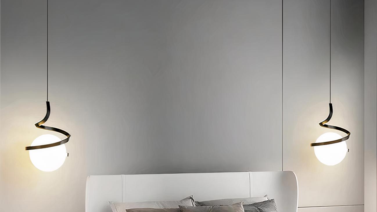 IMG_08_2024_suspension_led_noire_moderne_design_2-image-1.jpg