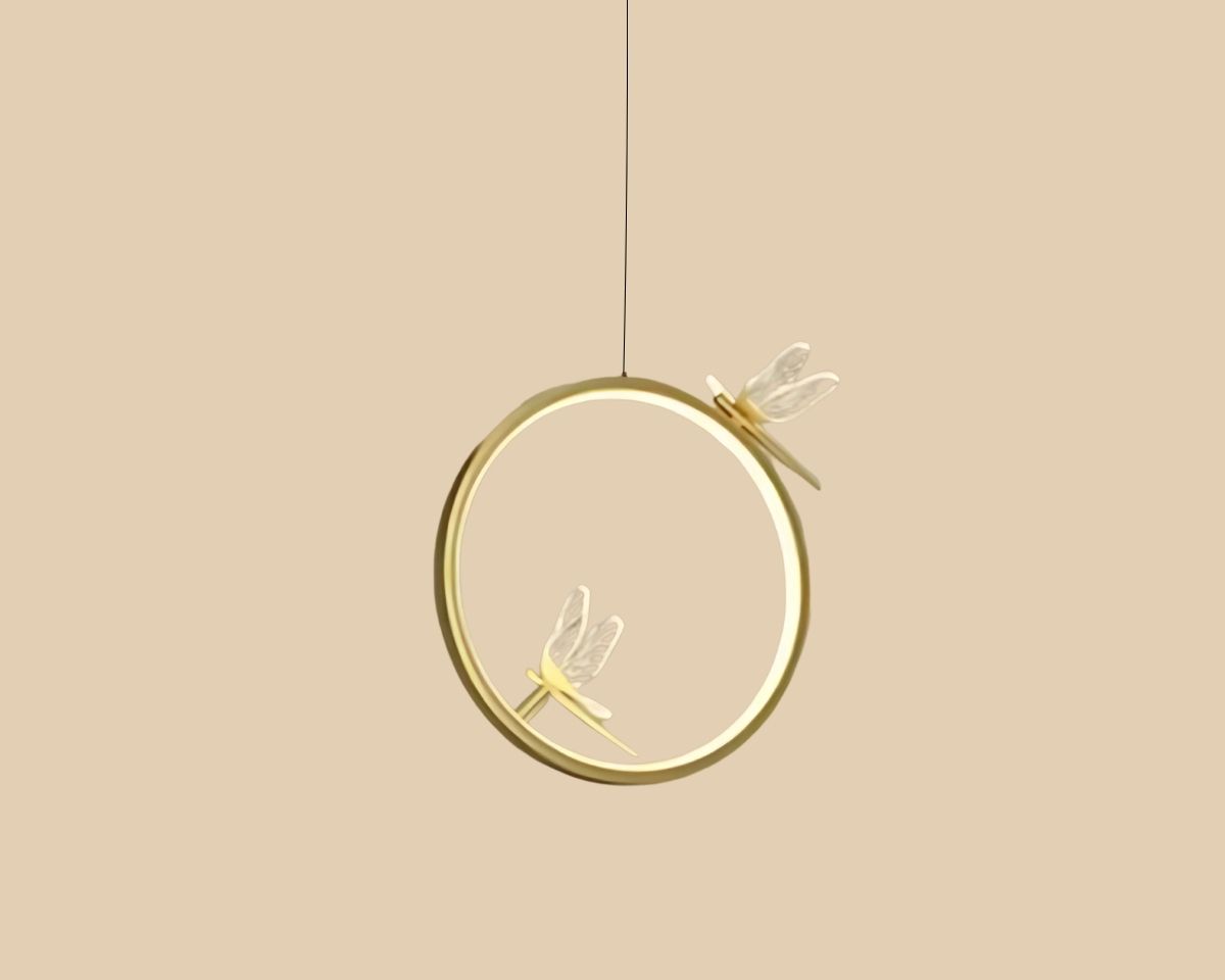 IMG_08_2024_suspension_libellule_cercle_enchante_f