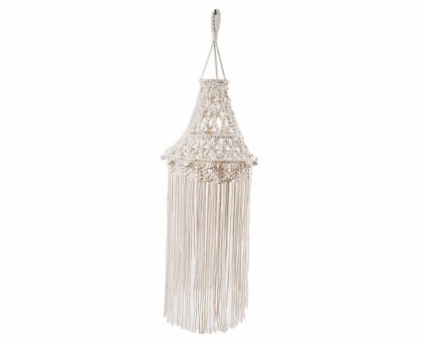 Suspension macramé blanche en coton sur fond blanc