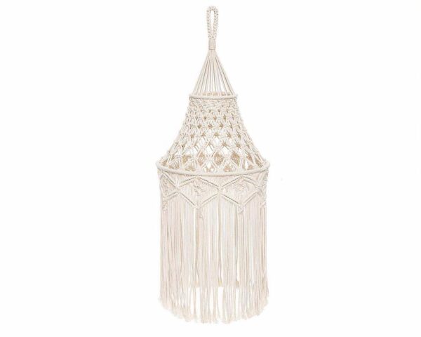 Suspension macramé blanche de style bohème sur fond blanc