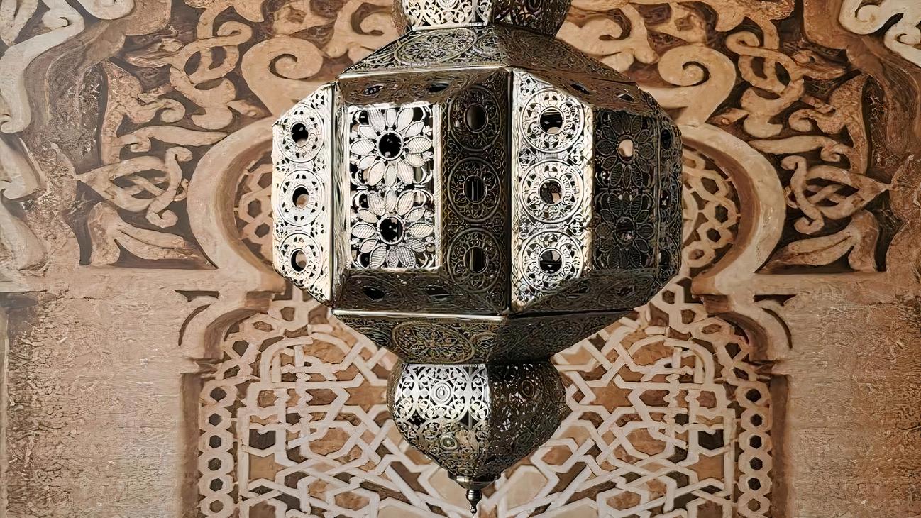 IMG_08_2024_suspension_marocaine_ambiance_orientale_02-image-1.jpg