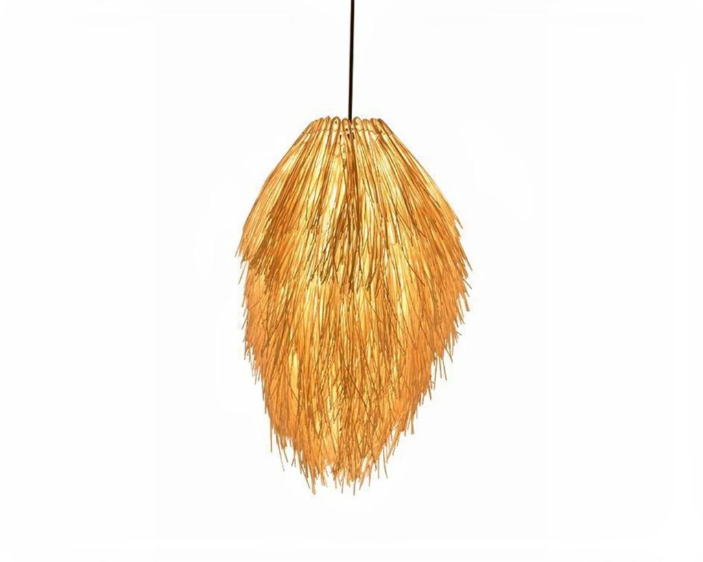 Suspension paille LED style rétro et décorative sur fond blanc