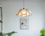 Suspension pétale de style nordique sur fond gris