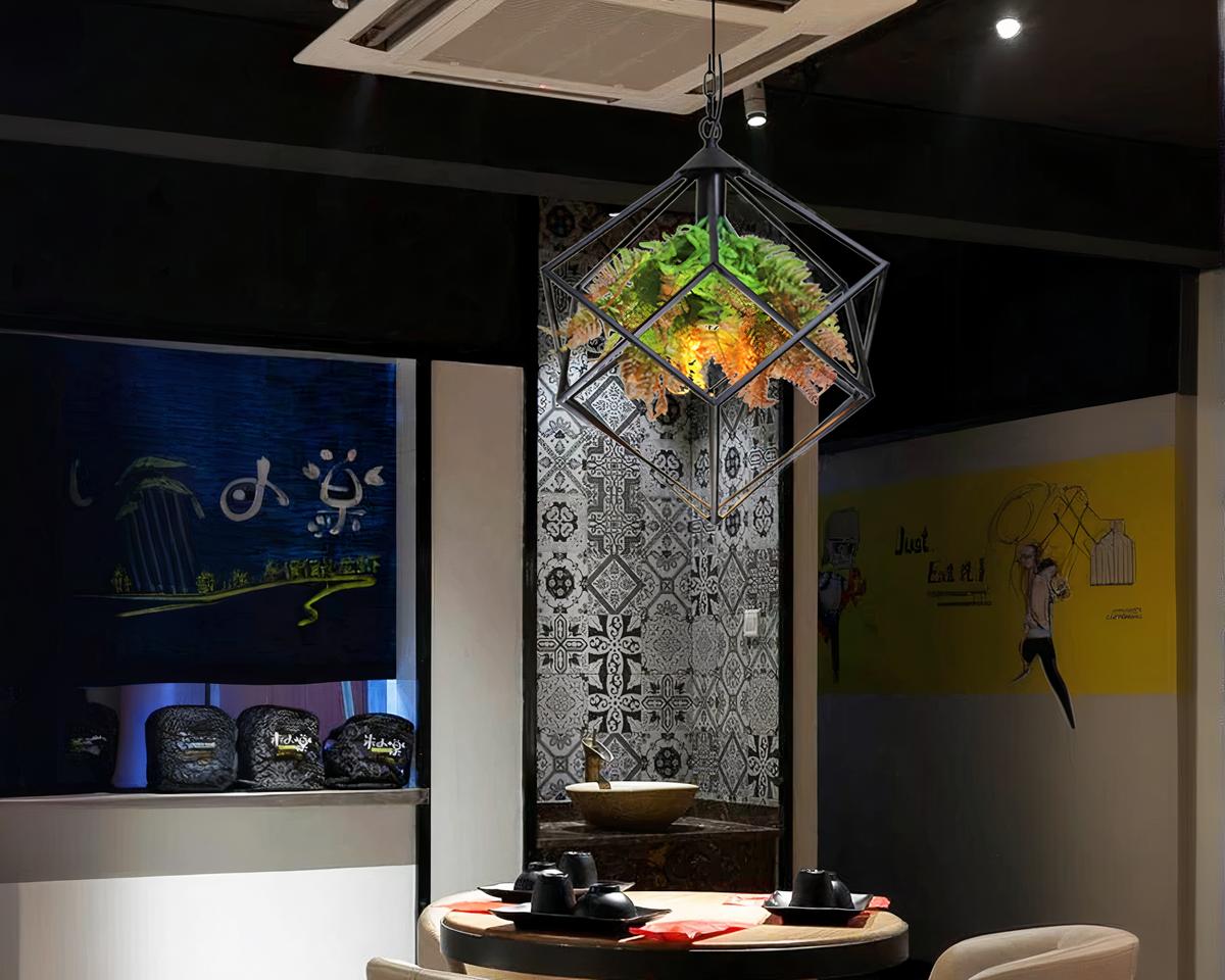Suspension plante moderne et décorative dans une salle à manger