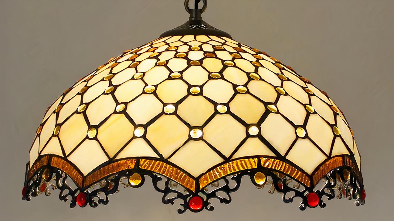 IMG_08_2024_suspension_retro_vitrail_baroque_02-image-3.jpg