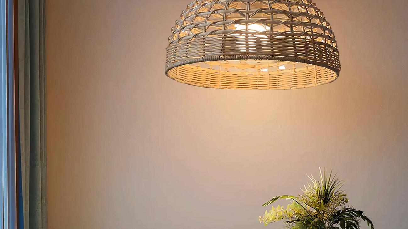 IMG_08_2024_suspension_rotin_artisanale_design_02-image-3.jpg