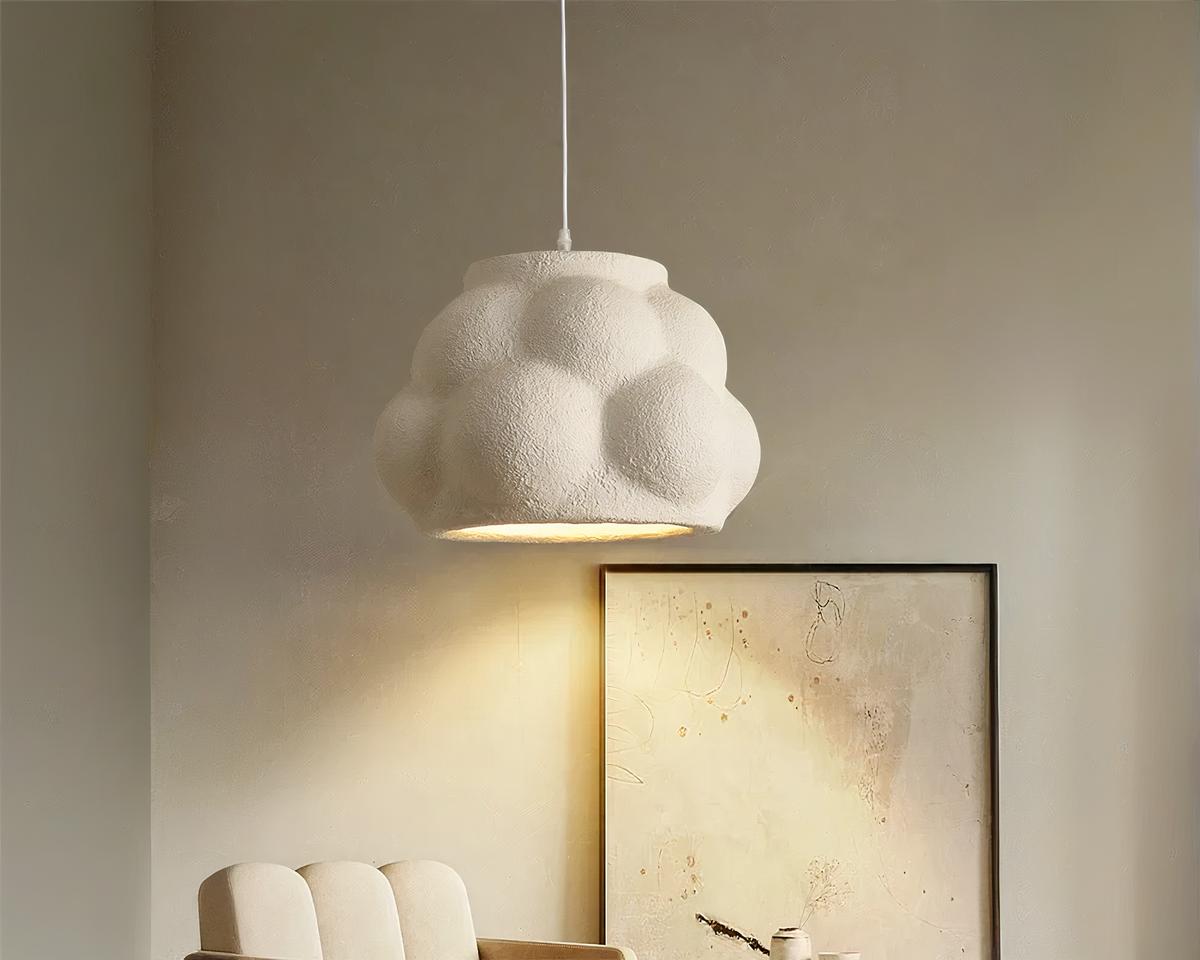 Suspension salle à manger décorative en forme de nuage sur fond gris
