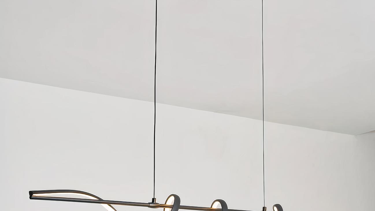 IMG_08_2024_suspension_salle_manger_moderne_intensite_reglable_03-image-3.jpg