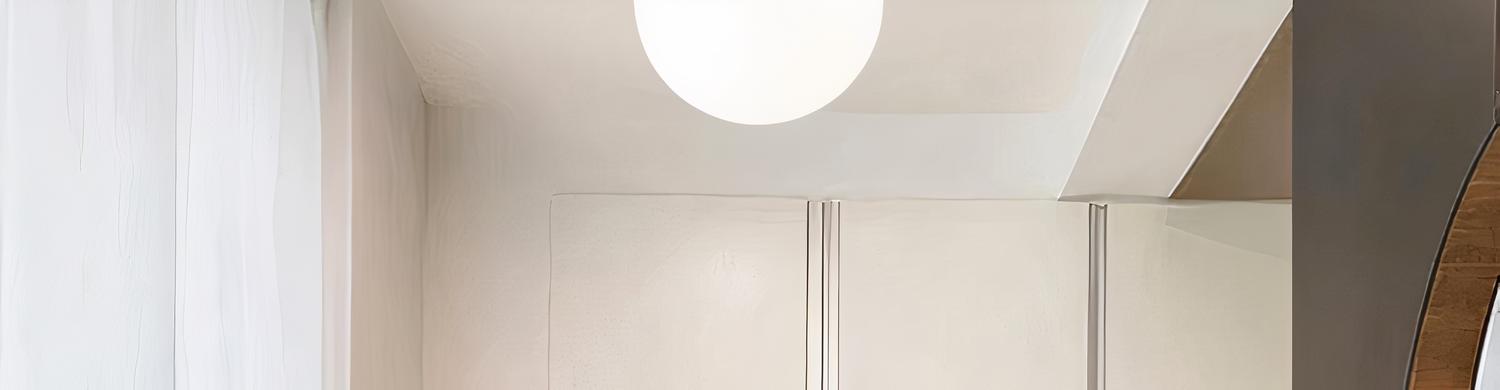 IMG_08_2024_suspension_scandinave_doree_luxueuse_02-image-2.jpg