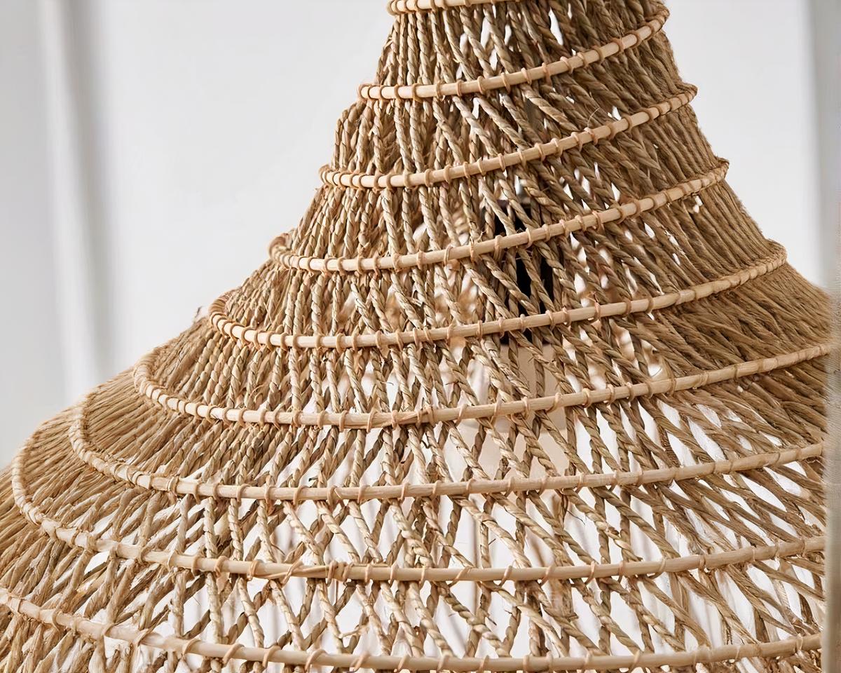 IMG_08_2024_suspension_style_raphia_effet_chapeau_frangé (4)
