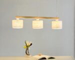 Suspension trois lampes chic et raffinée en bois
