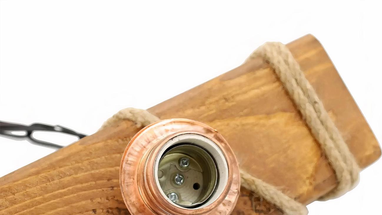 IMG_08_2024_suspension_trois_lampes_vintage_raffinee_bois_4-image-3.jpg