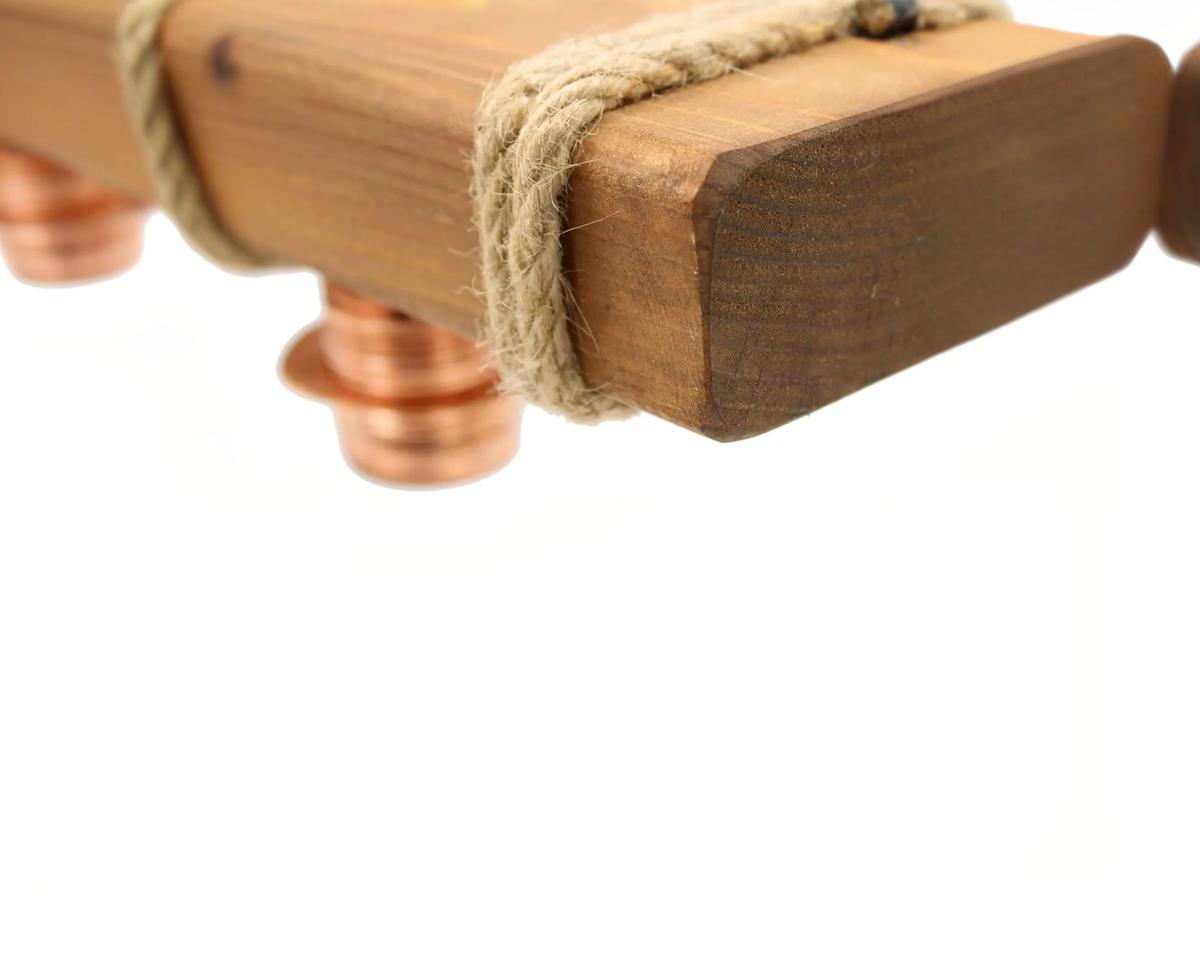 Suspension trois lampes vintage et raffinée en bois