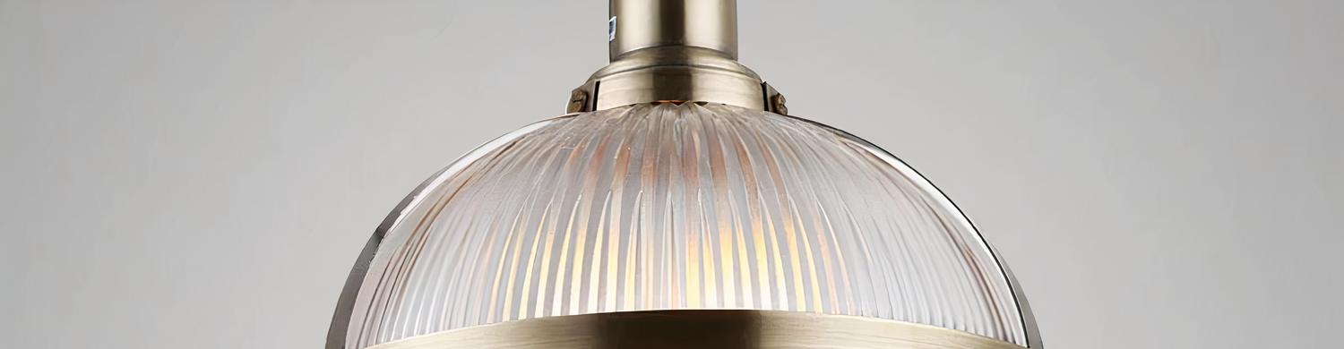 IMG_08_2024_suspension_verre_doree_vintage_02-image-2.jpg