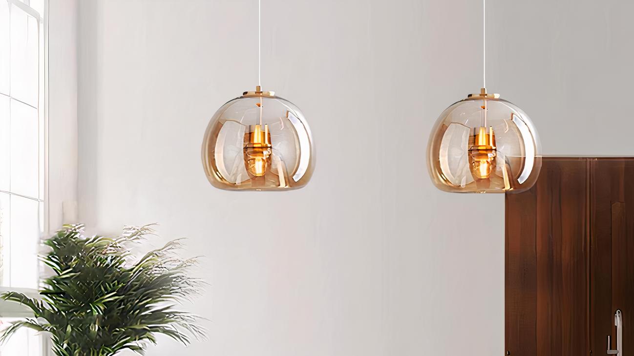 IMG_08_2024_suspension_verre_fume_led_minimaliste_doree_03-image-3.jpg