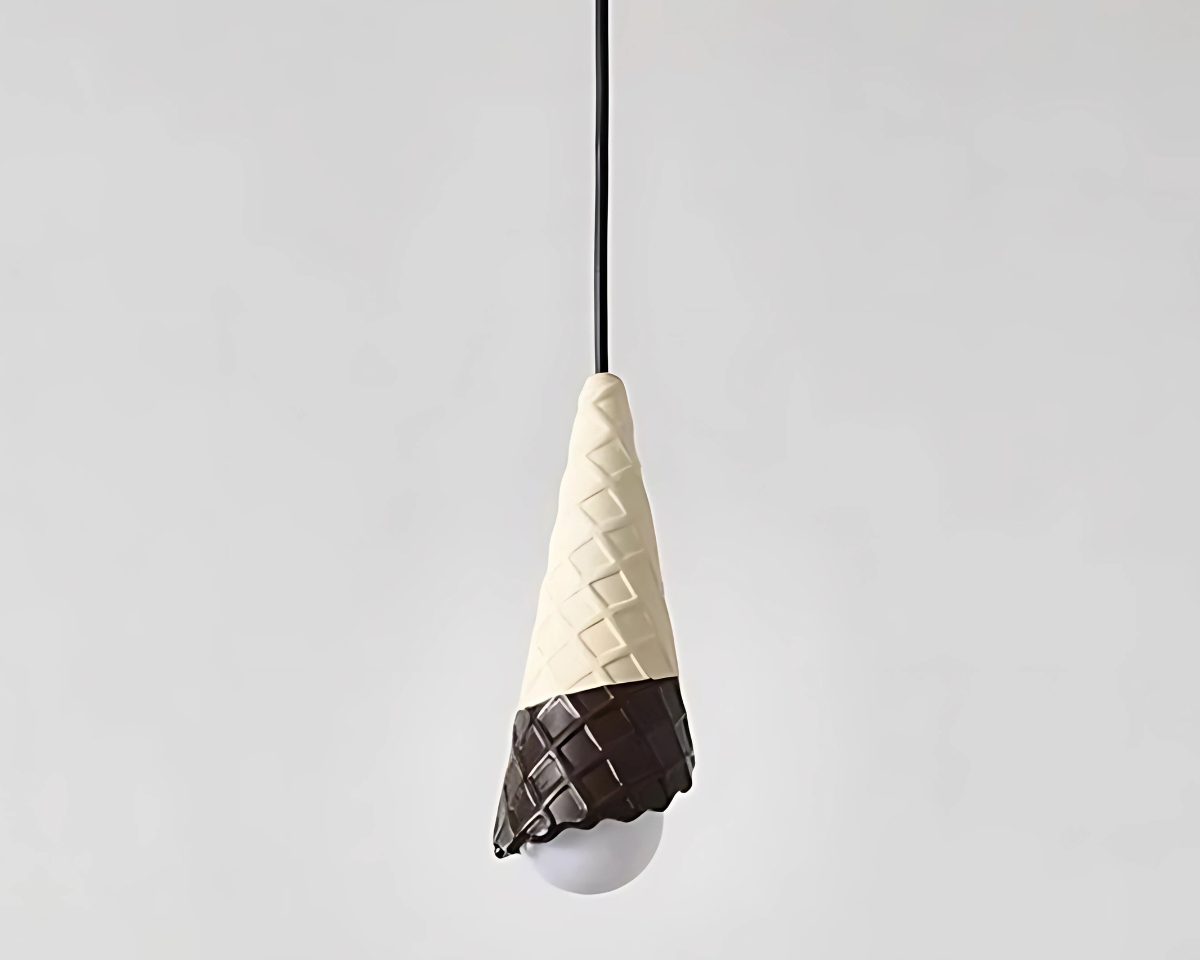 IMG_08_2024_suspension_ceramique_forme_glace_b