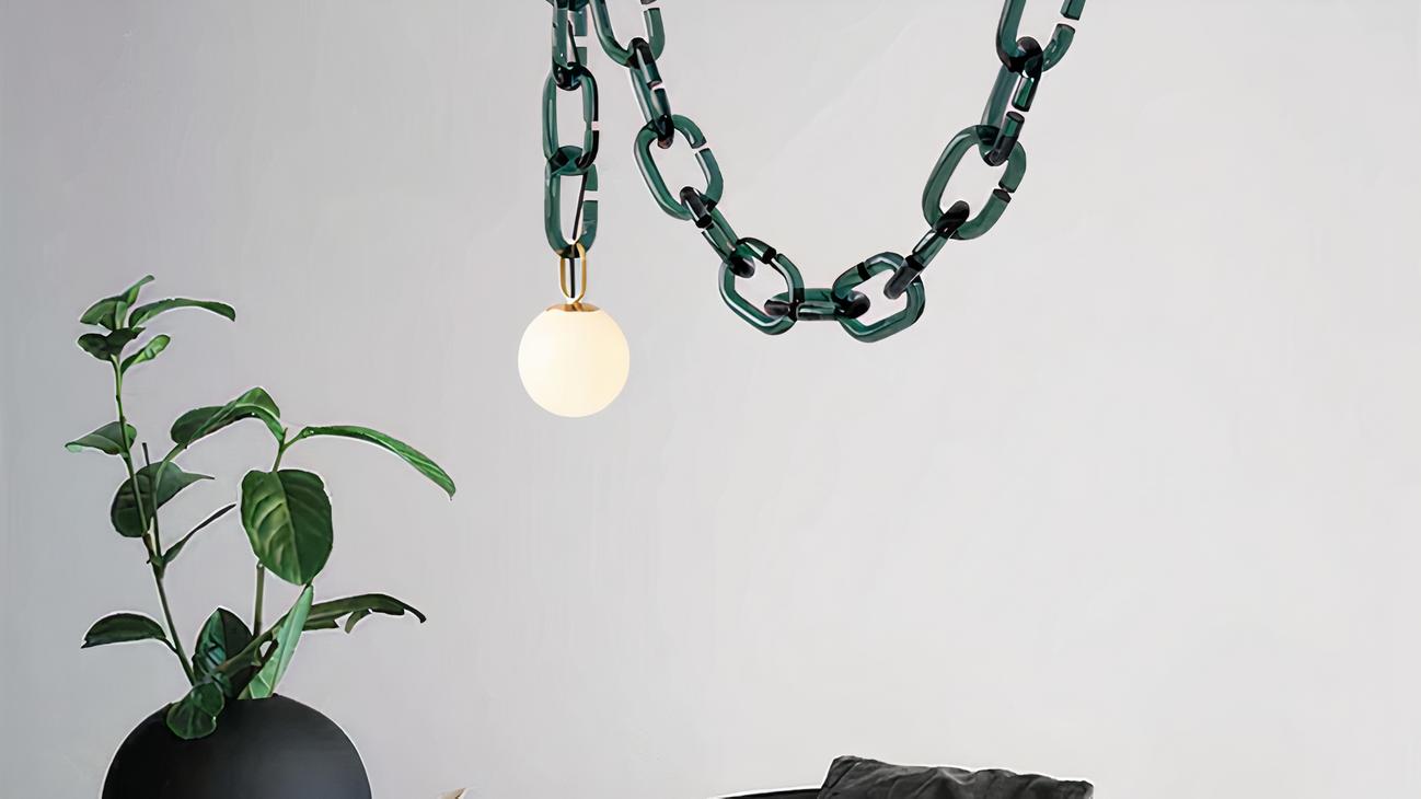 IMG_09_2024_suspension_creative_design_chaine_maillons_03-image-3.jpg