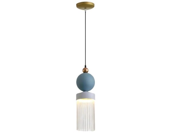Suspension design et tendance en aluminium sur fond blanc