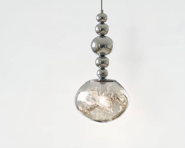 Suspension moderne et créative en verre fumé sur fond gris