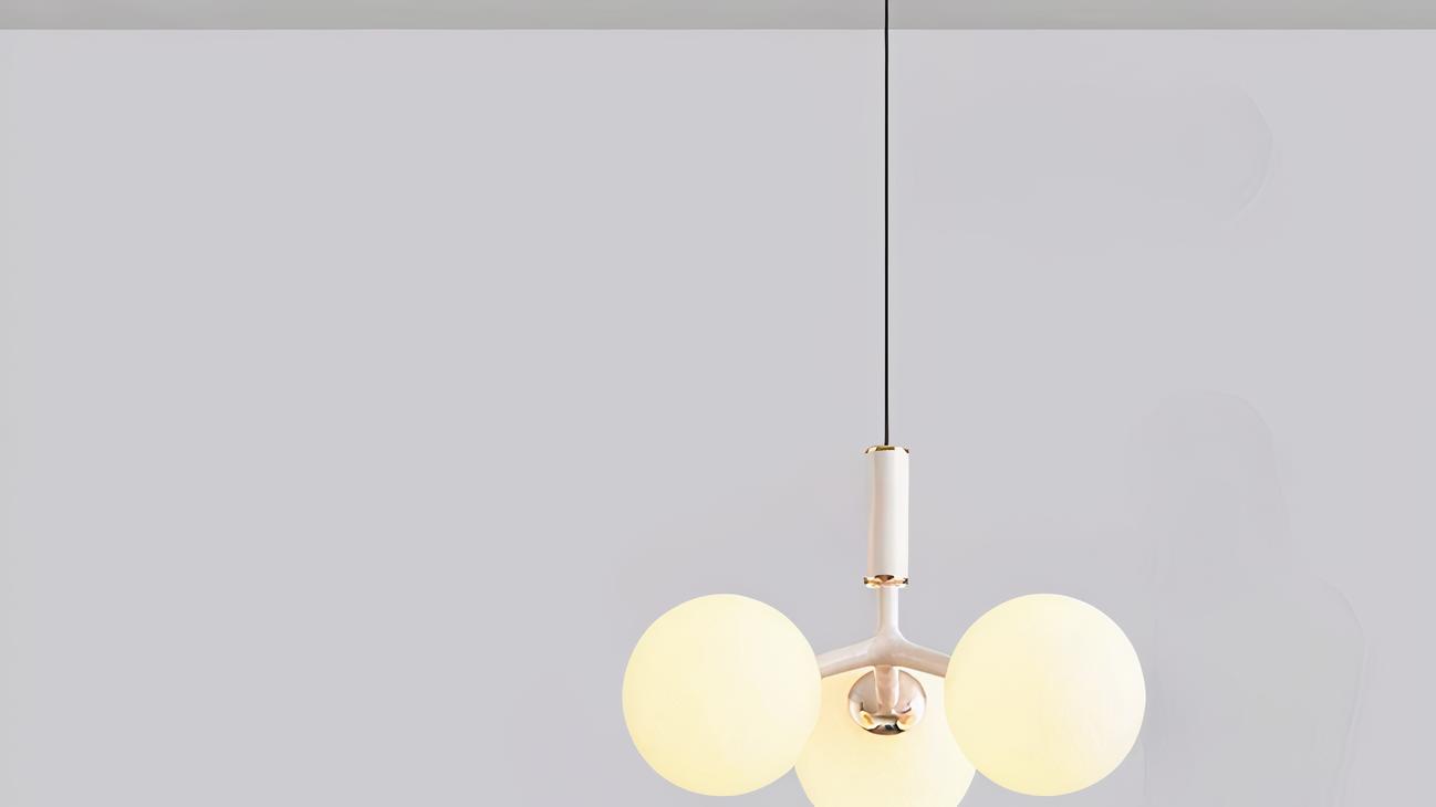 IMG_09_2024_suspension_moderne_metal_3_tetes_03-image-1.jpg