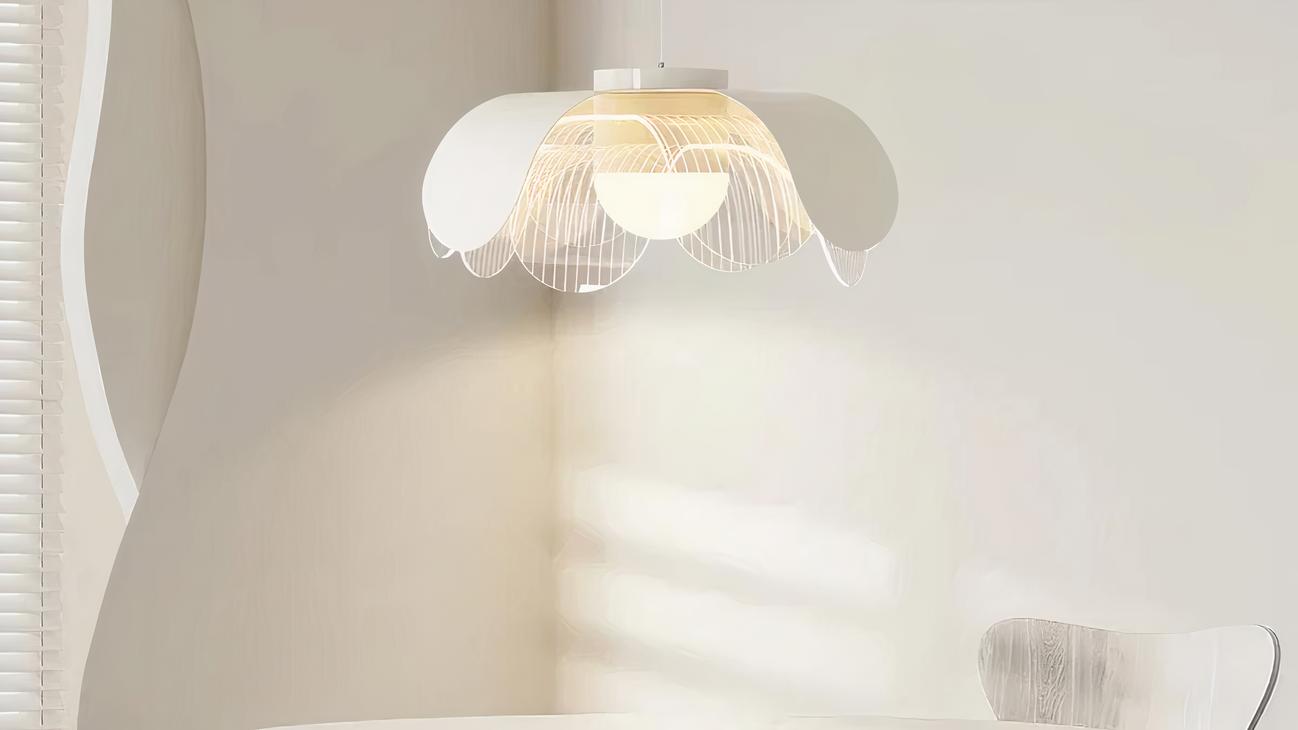 IMG_09_2024_suspension_moderne_nordique_design_fleur_01-image-3.jpg