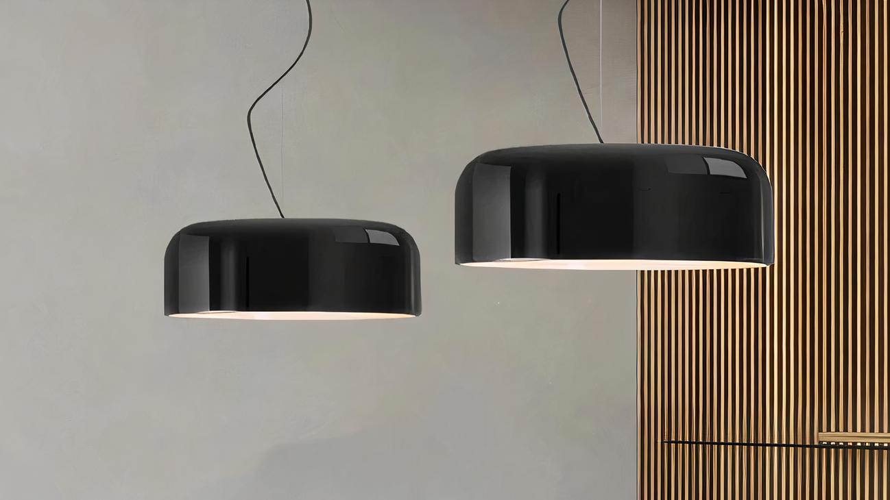 IMG_09_2024_suspension_noire_brillante_style_nordique_01-image-3.jpg