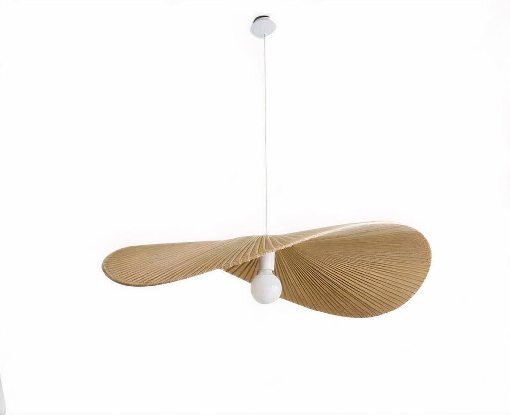 Suspension ondulée LED décorative et classe sur fond blanc