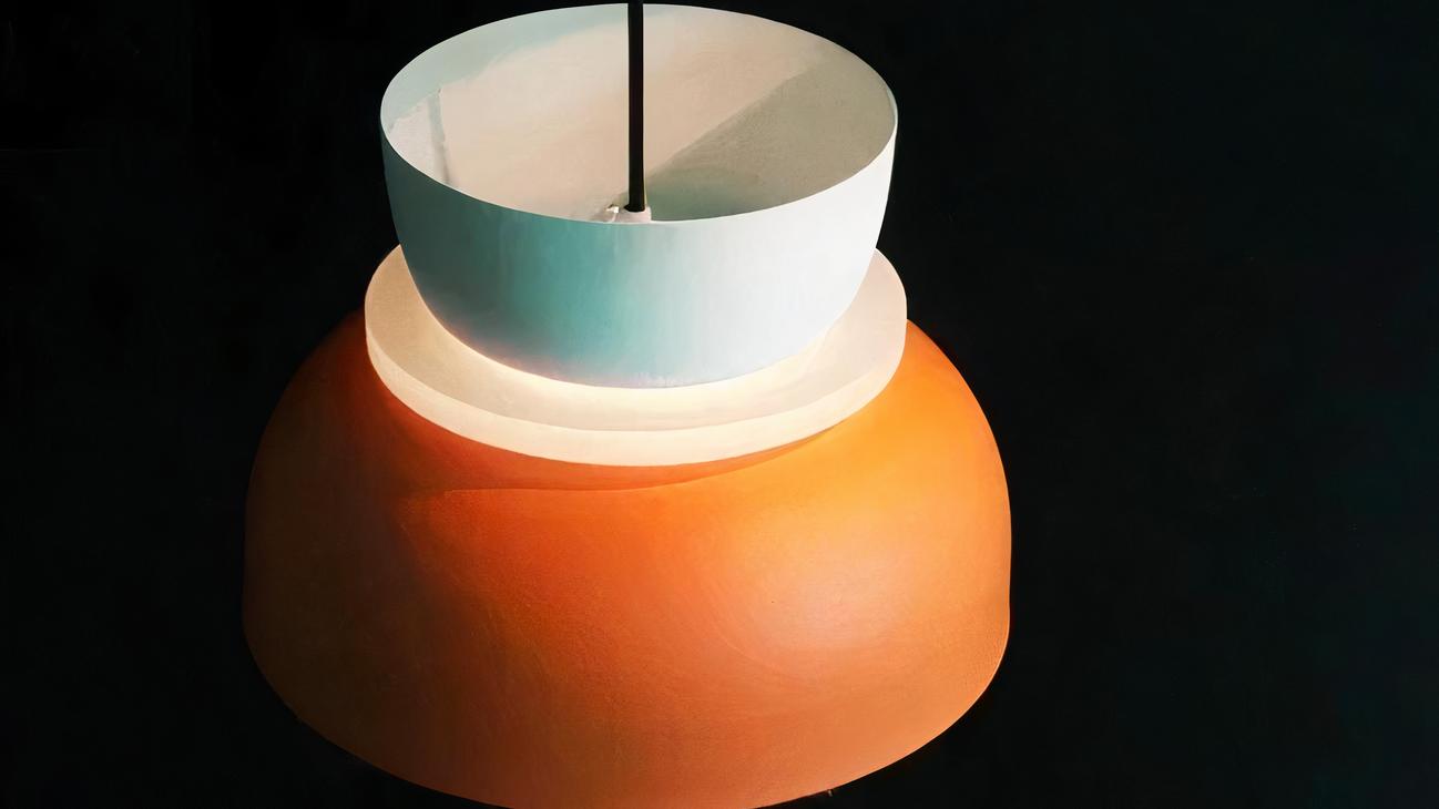 IMG_09_2024_suspension_orange_bleue_design_epure_01-image-1.jpg