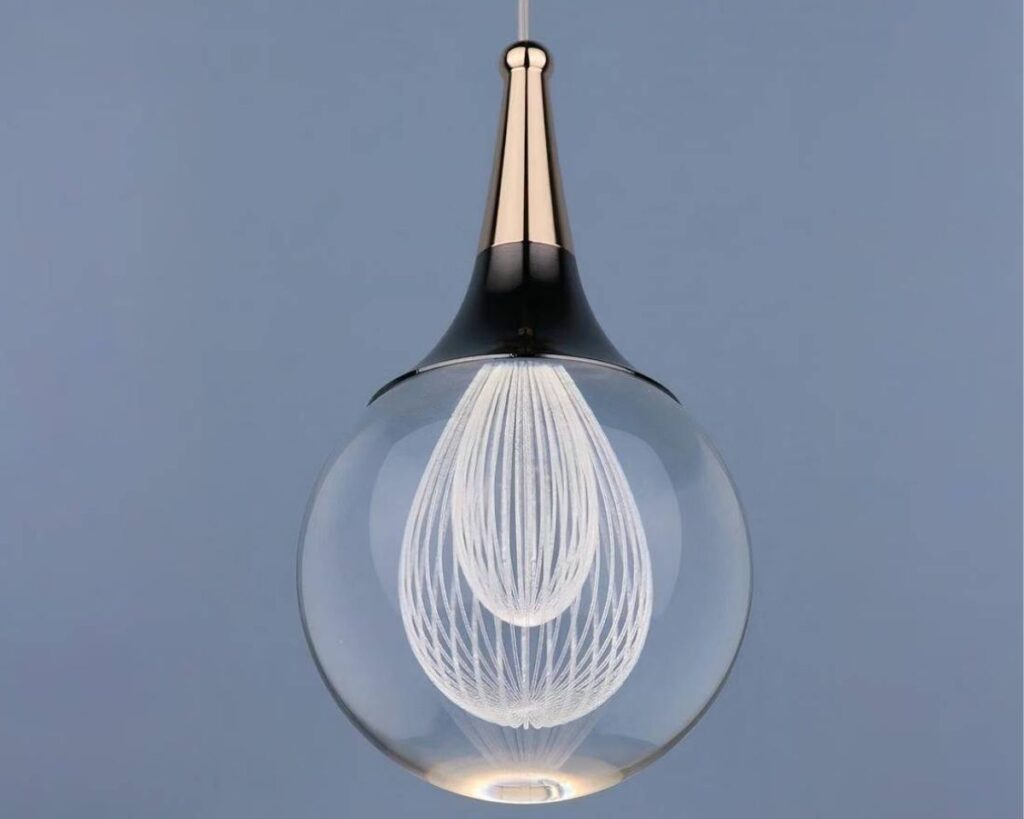Suspension scandinave LED créative et robuste sur fond bleu