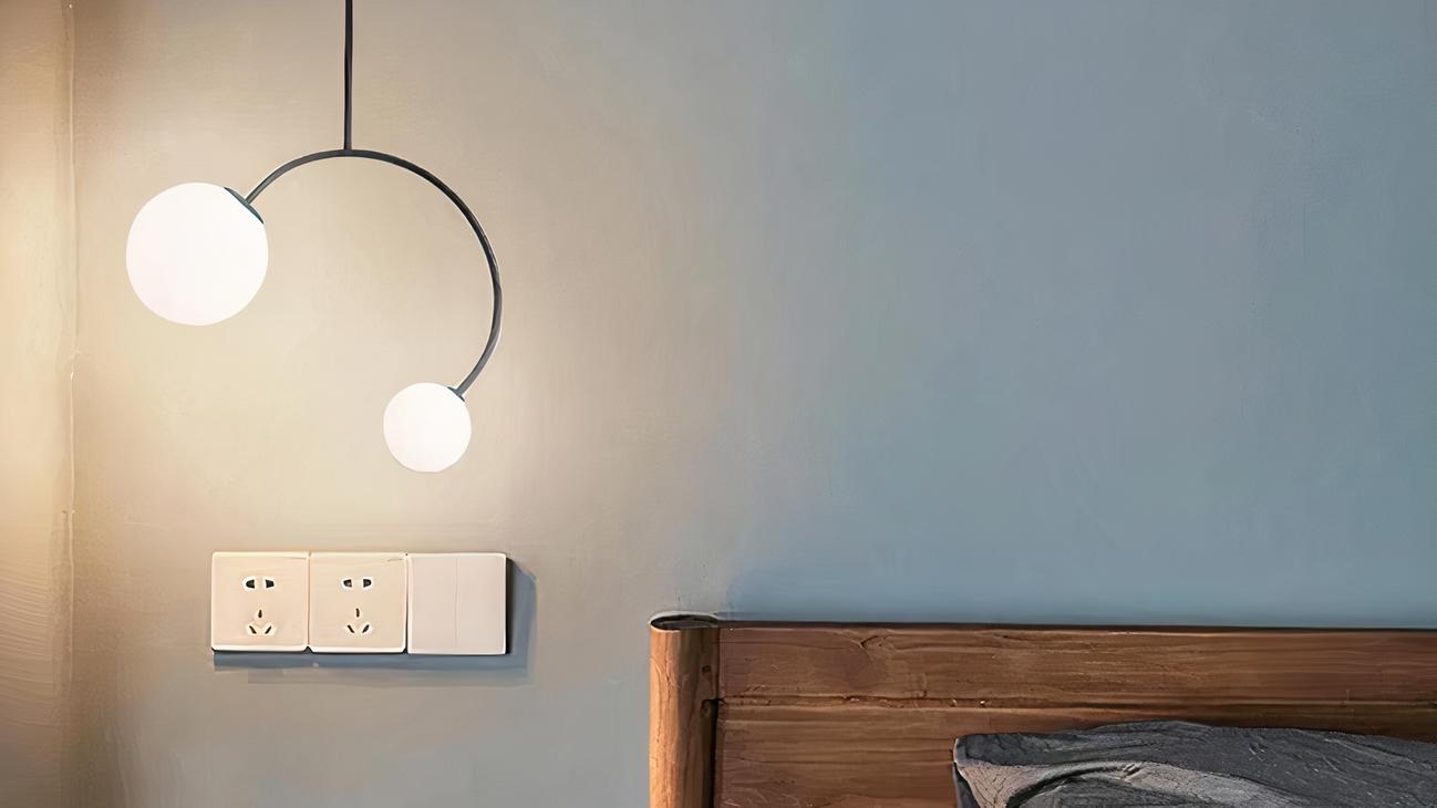 IMG_09_2024_suspension_scandinave_moderne_deux_tetes_03-image-3.jpg