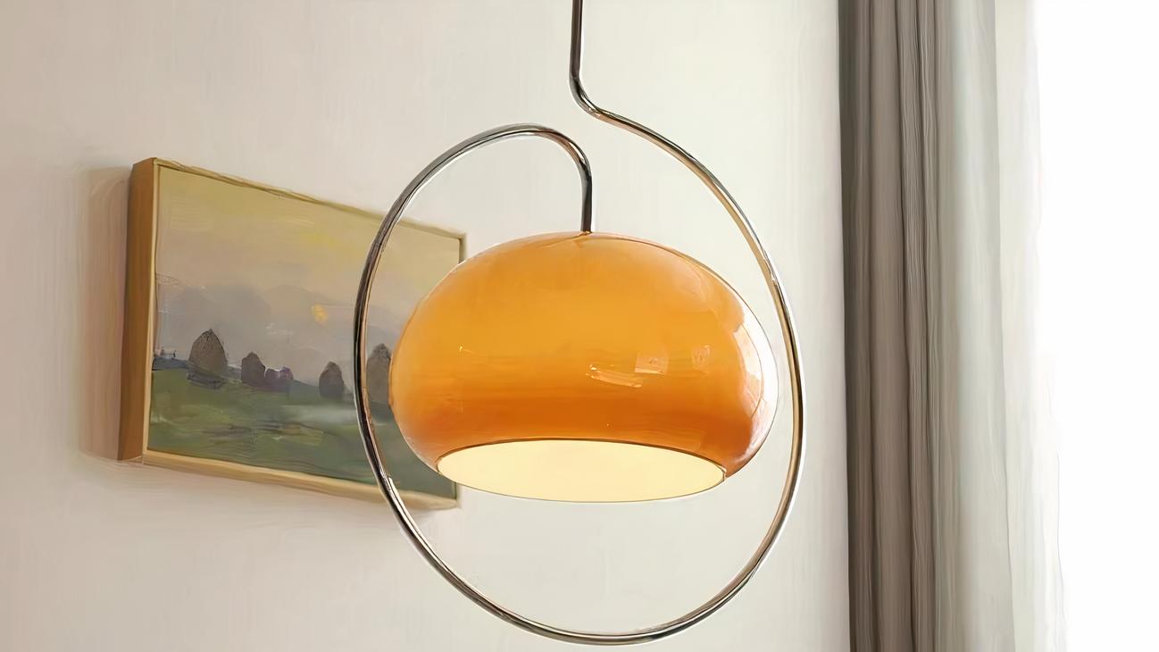 IMG_09_2024_suspension_verre_ambre_anneau_argente_03-image-3.jpg