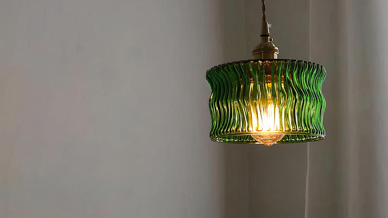 IMG_09_2024_suspension_verte_style_vintage_verre_01-image-3.jpg