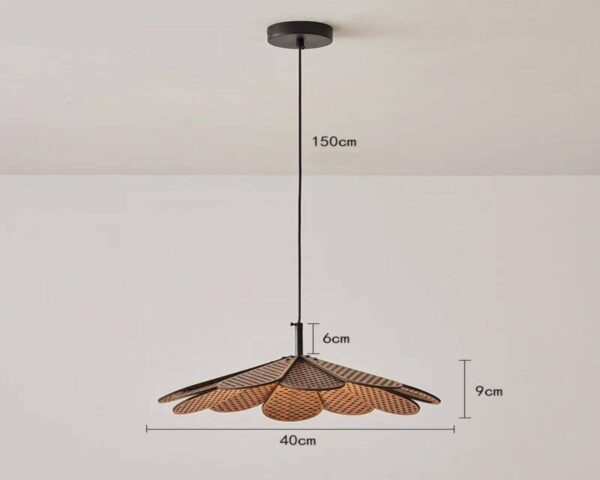 Suspension bambou en forme de pétale