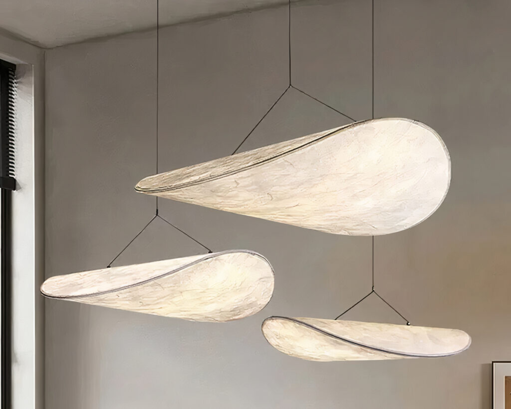Trio de luminaire japandi forme organique en suspension blanc en soie
