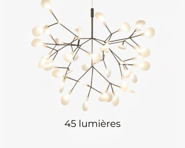 Une suspension LED à branches florales design contemporain avec des petites lumières en forme de feuilles, suspendue sur fond sombre.