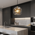 Luminaire suspendu en verre soufflé fait main au charme intemporel